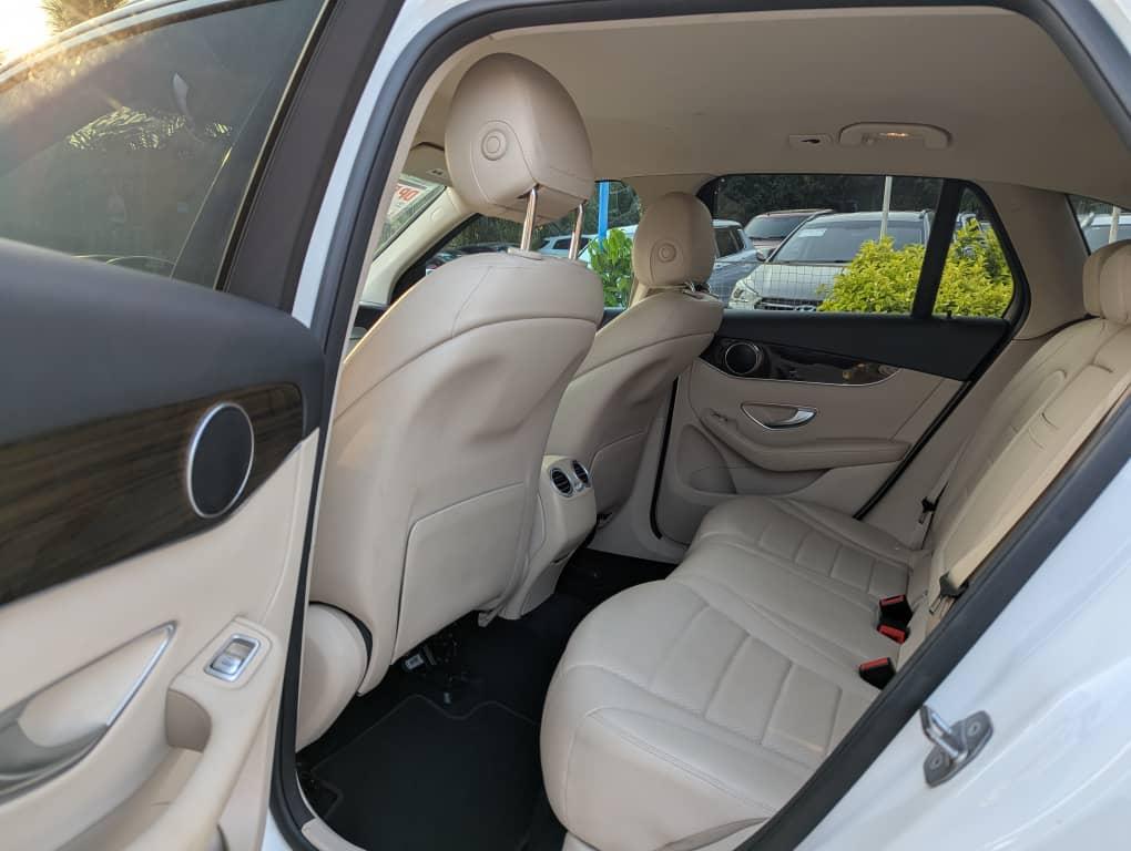 2019 MERCEDES-BENZ GLC 300 thumbnail 4